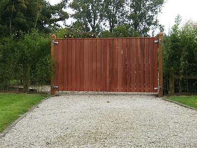 Houten Tuinpoorten ‹ Hoogwaardige houten poorten en tuinpoorten ‹ Tom Heuleu
